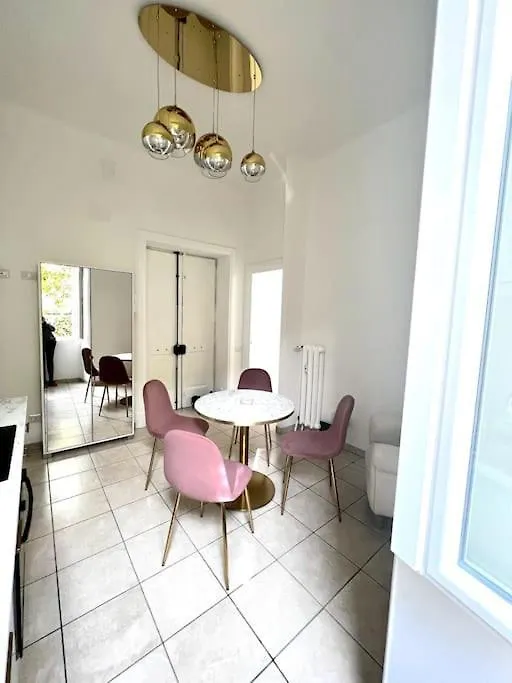 Hotel Virginia Apartaments - Stazione Termini Rome Italy