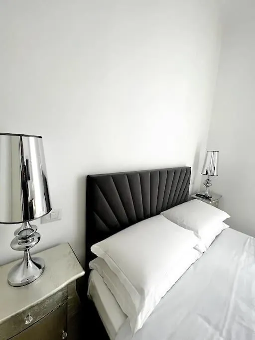 Hotel Virginia Apartaments - Stazione Termini Rome Apartment