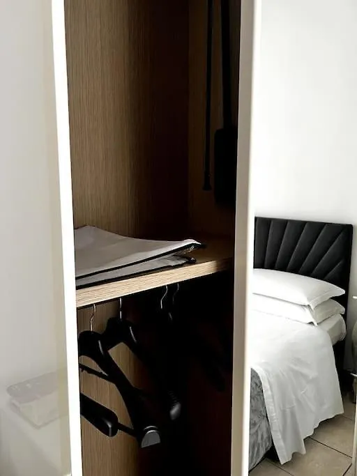 Apartment Hotel Virginia Apartaments - Stazione Termini Rome